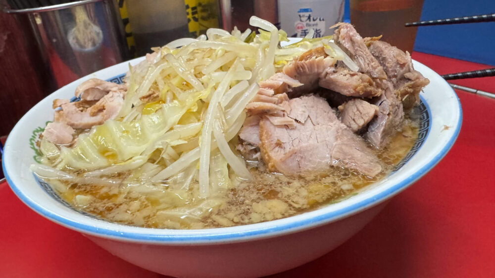 デカ盛り×二郎系】ラーメン二郎 目黒店｜大ラーメンW豚入り（ヤサイ
